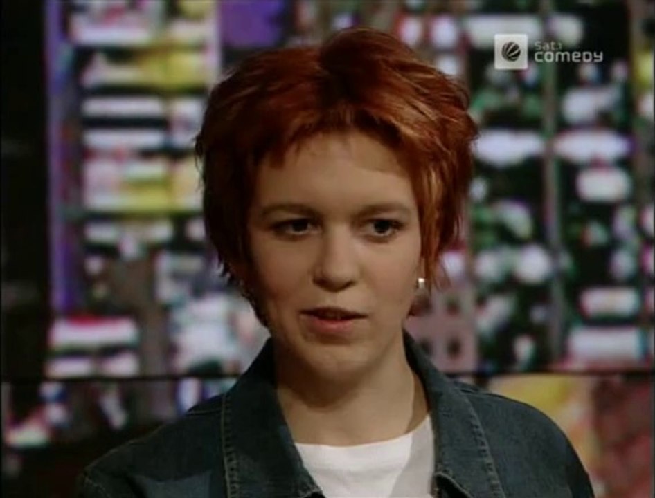 Die Harald Schmidt Show - 1082 - 2002-05-02 - Selbstgekochter Klebstoff, Liebling des Monats