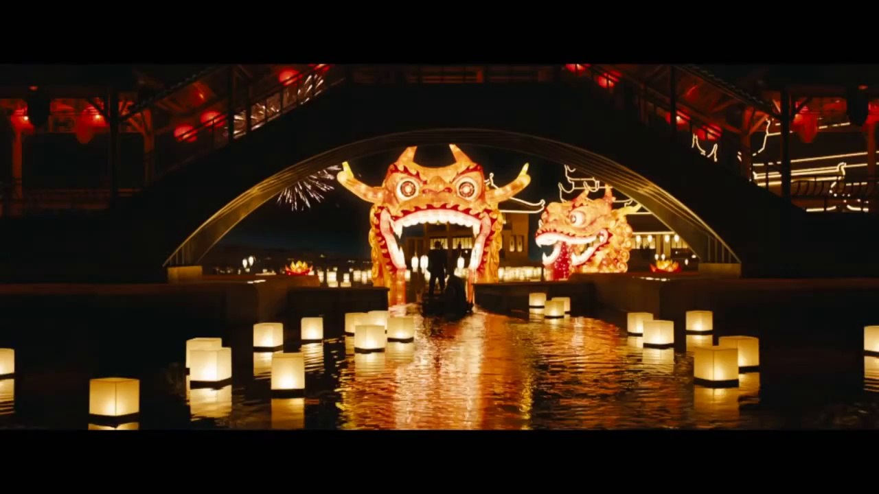 SKYFALL - Official Trailer