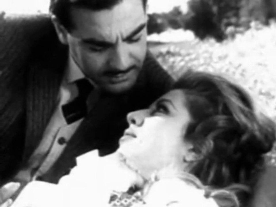 Hüsranla Gönül Hep İnler - Zeki Müren (Peri Han & Ayhan Işık)