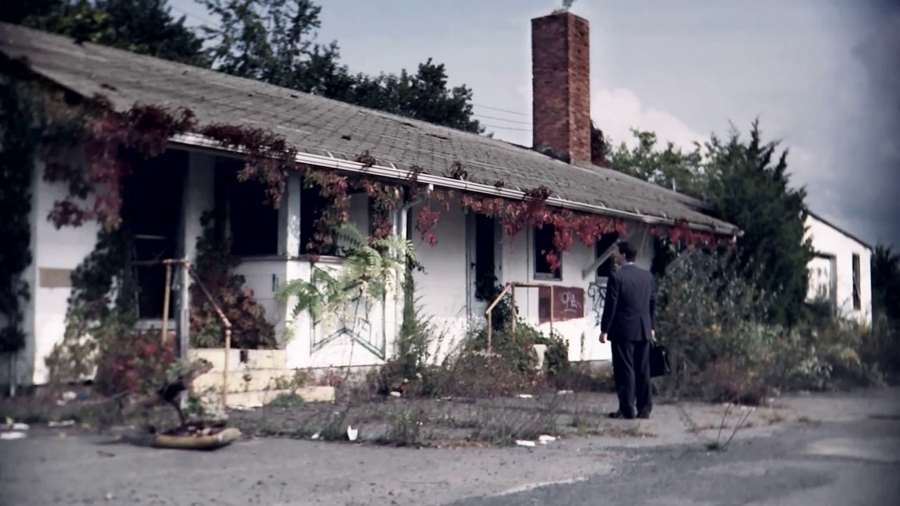 Sinkhole Scene