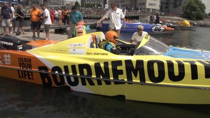 Welsh pair take powerboat victory in Cardiff