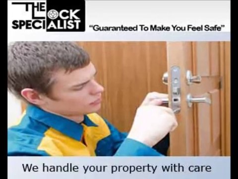 Locksmith Services London | 8000936607