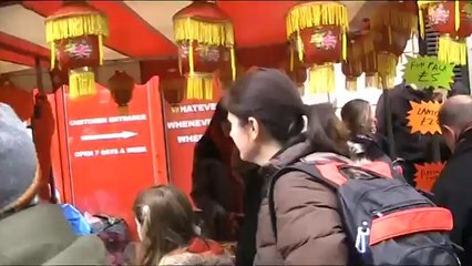 Celebrate Chinese New Year 2012: Dragons in Europe & Chinatown Parade 🎉