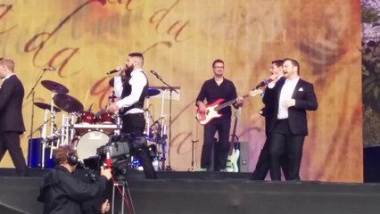 Boyzone Playing at Hyde Park