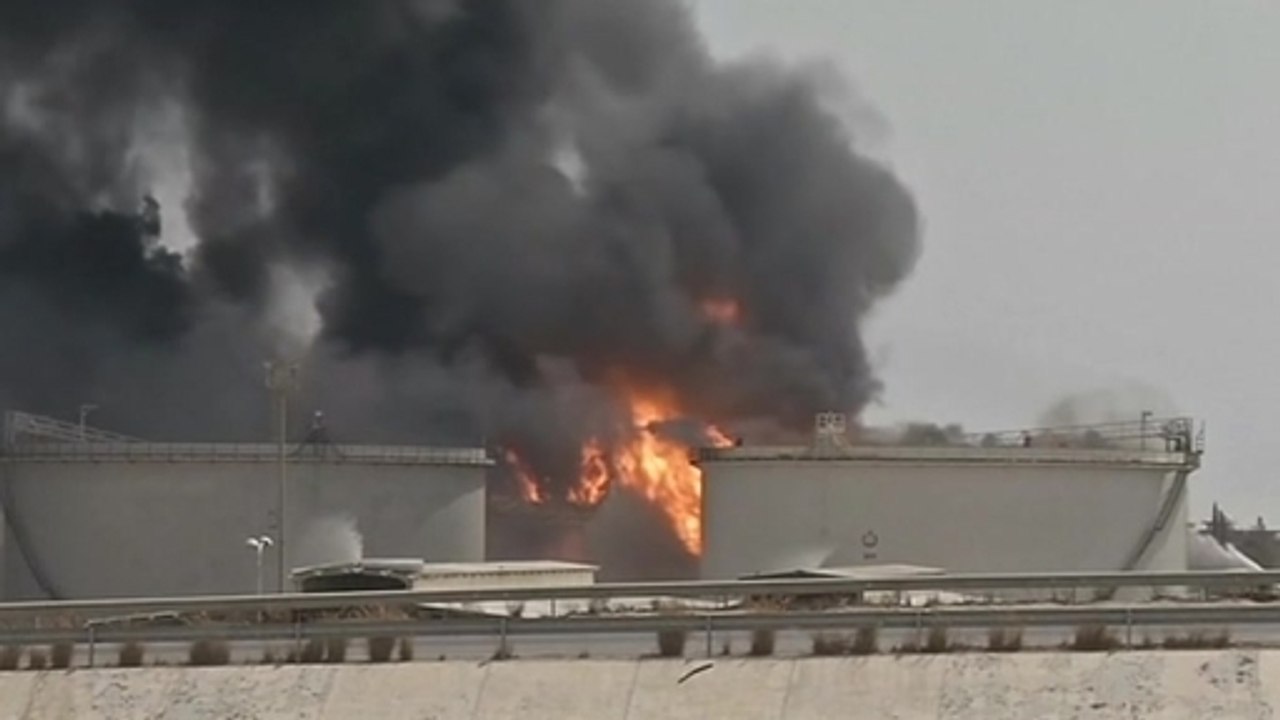 Tripoli fuel depot burns out of control after heavy fighting