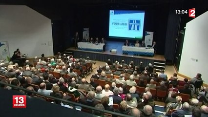 Ségolène Royal défend sa décision d'annuler une autoroute