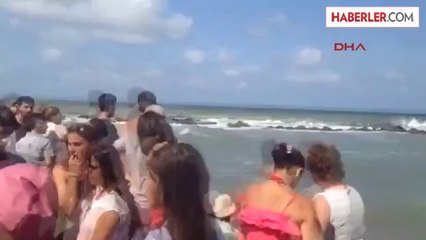 Sakarya'da Denize Giren 4 Kişi Boğuldu