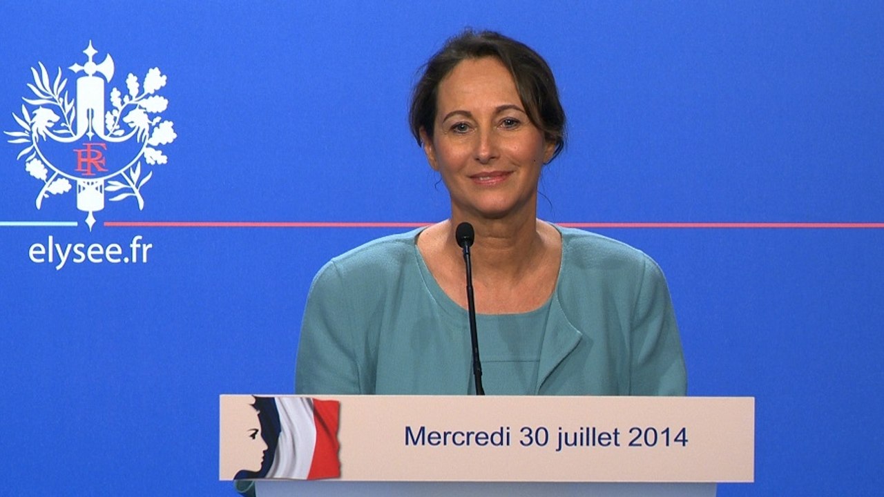 Présentation par Ségolène Royal du projet de loi relatif à la transition énergétique pour la croissance verte