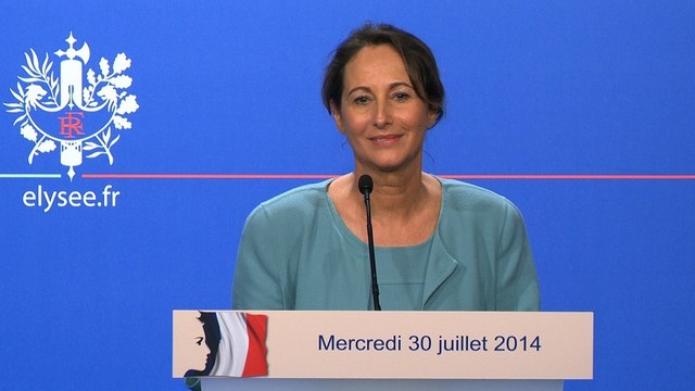 Présentation par Ségolène Royal du projet de loi relatif à la transition énergétique pour la croissance verte