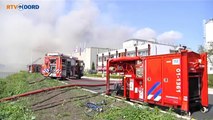 Grote brand verwoest deel van kaasfabriek in Gerkesklooster - RTV Noord