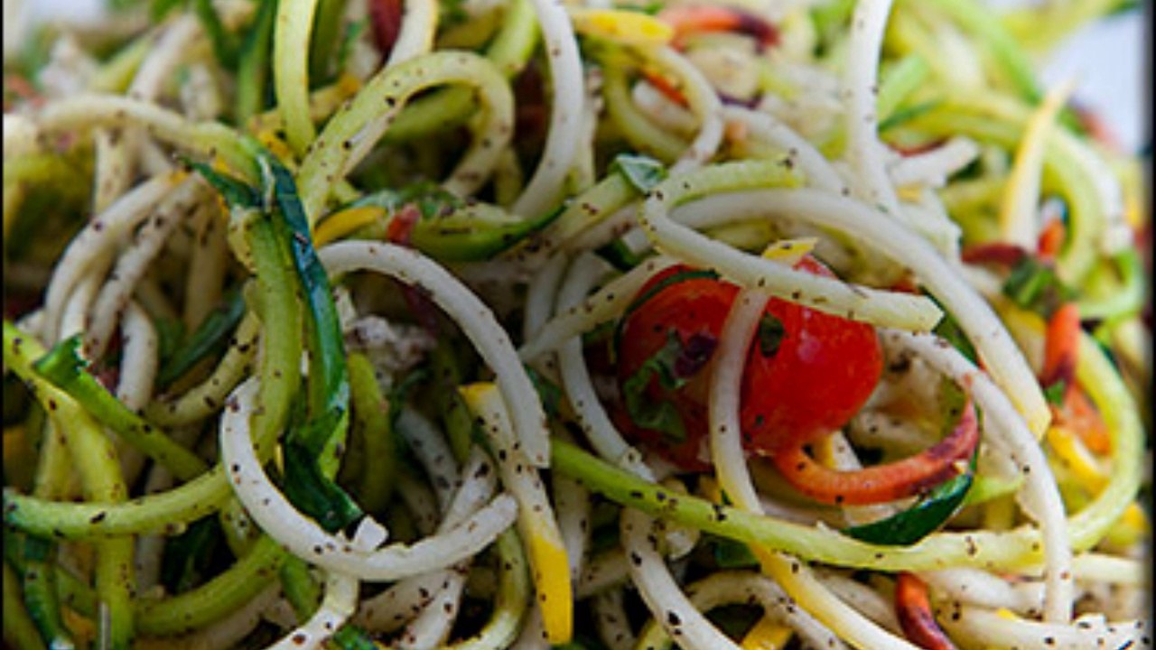 Sliceeze Vegetable Slicer Saves Mom and Dad