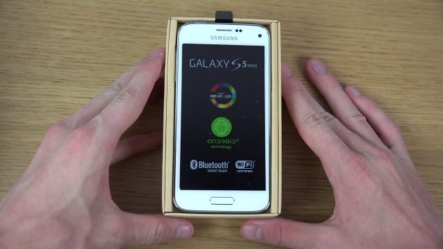 Samsung Galaxy S5 Mini - Unboxing (4K)