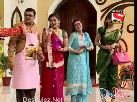Tu Mere Agal Bagal Hai 29th July 2014pt3