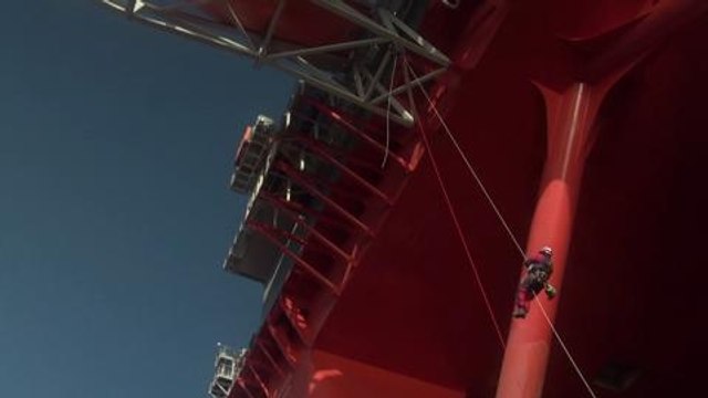Greenpeace Activists Scale Statoil Rig to Protest the World's Northernmost Oil Drilling Site