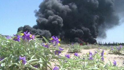 Palestinian officials: Israel shell Gaza's sole power plant