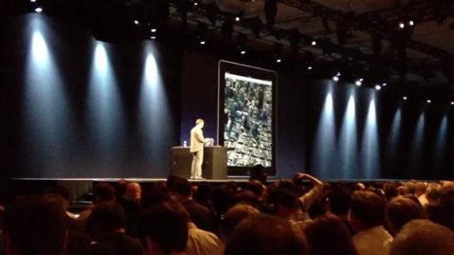 3D Maps 'Flyover' Demo in iOS 6