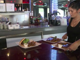 Tourisme: contrôles renforcés dans les restaurants français