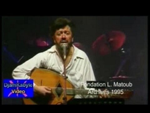 Matoub Lounes(slavits ayavehri)Zénith 1995 avec Baroudi