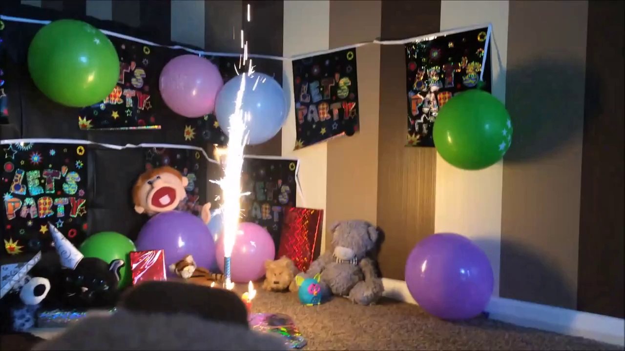The Bear Two Show Lesson 1 - Bear Surprise