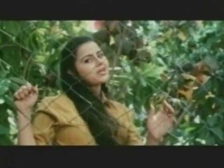 Iru Mozhi Penne malayalam song - Sukham Sukhakaram
