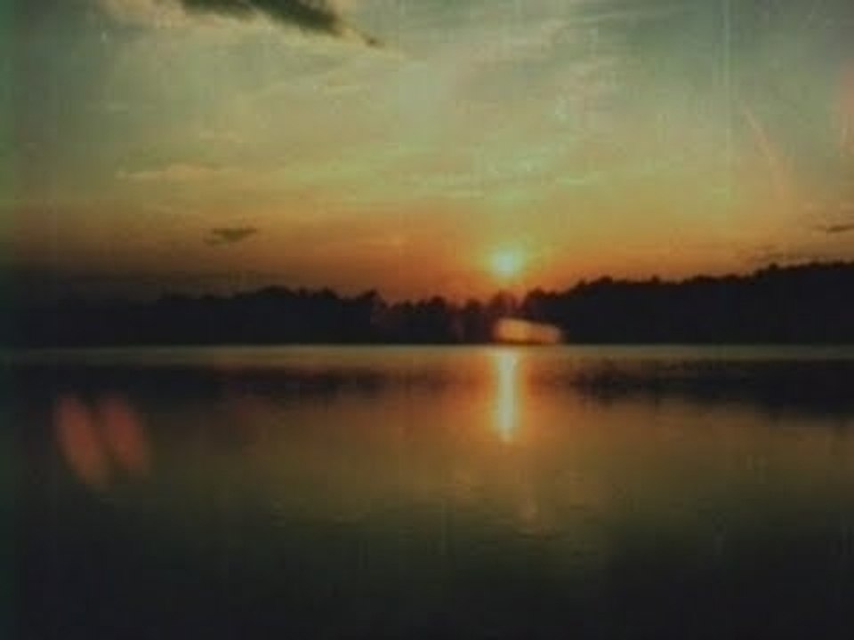 Swarna Chiragulla malayalam song - Onnam Manam Poomanam