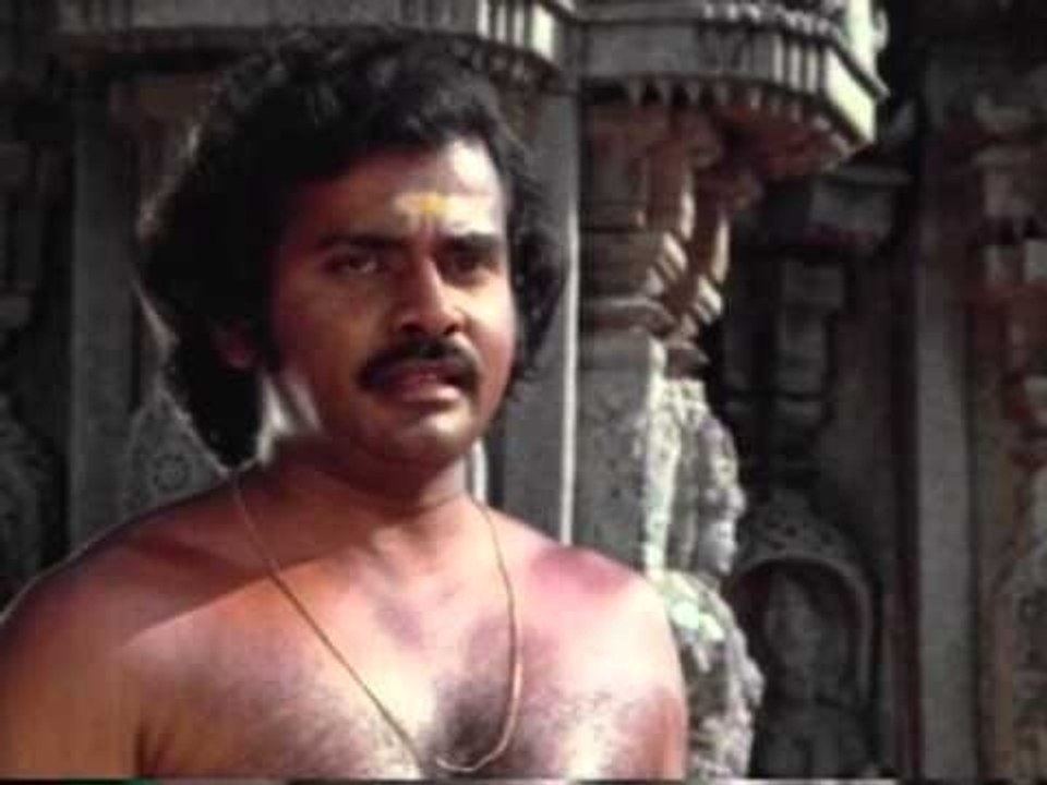Priya Tharamaagum malayalam song - Kilukilukkam