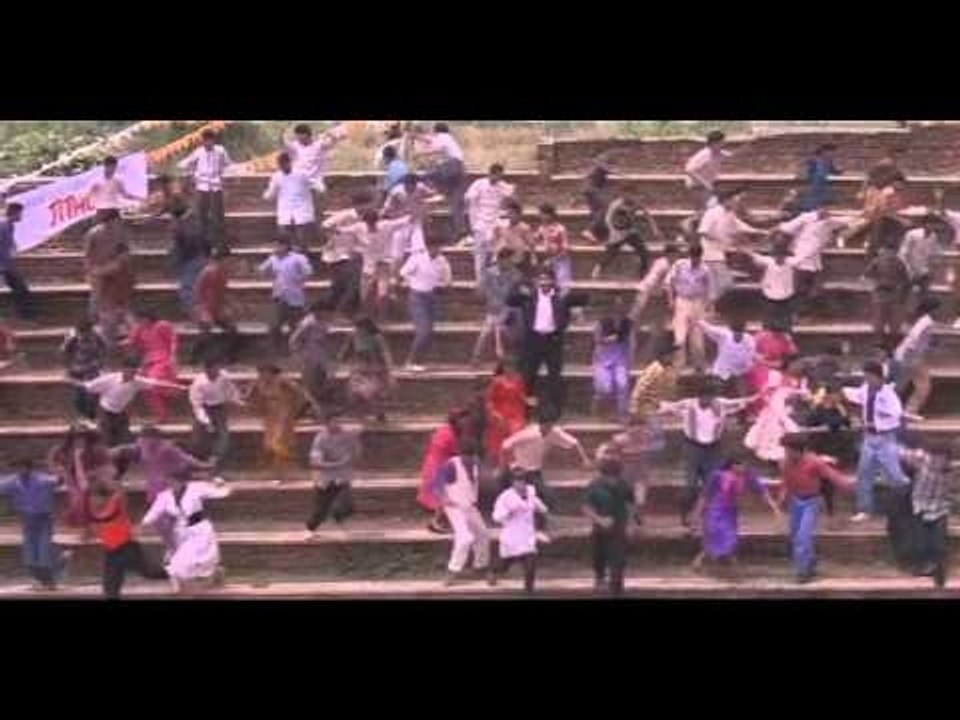 Varna Varna - Mazhavilkoodaram - Rahman, Annie & Indrans