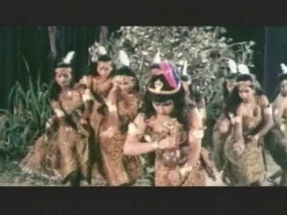 Oonjjalle malayalam song - Sukham Sukhakaram