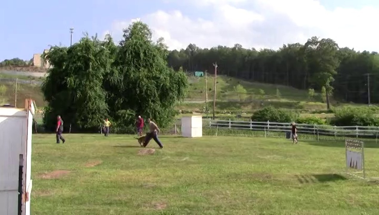 DefenseEscorteTino20140727