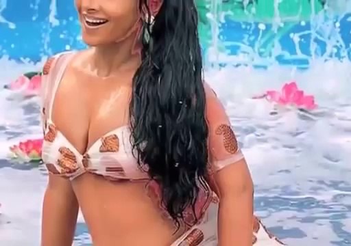 Vidya Balan Video Oops BY VIDEO VINES HD