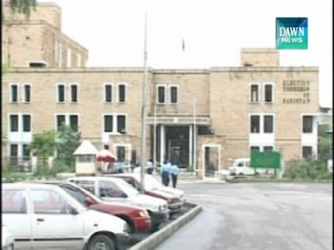 ftikhar Chaudhry seeks record for Imran Khan's contempt of court lawsuit