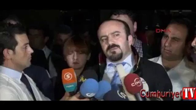 Adliye önünde avukatlardan açıklama