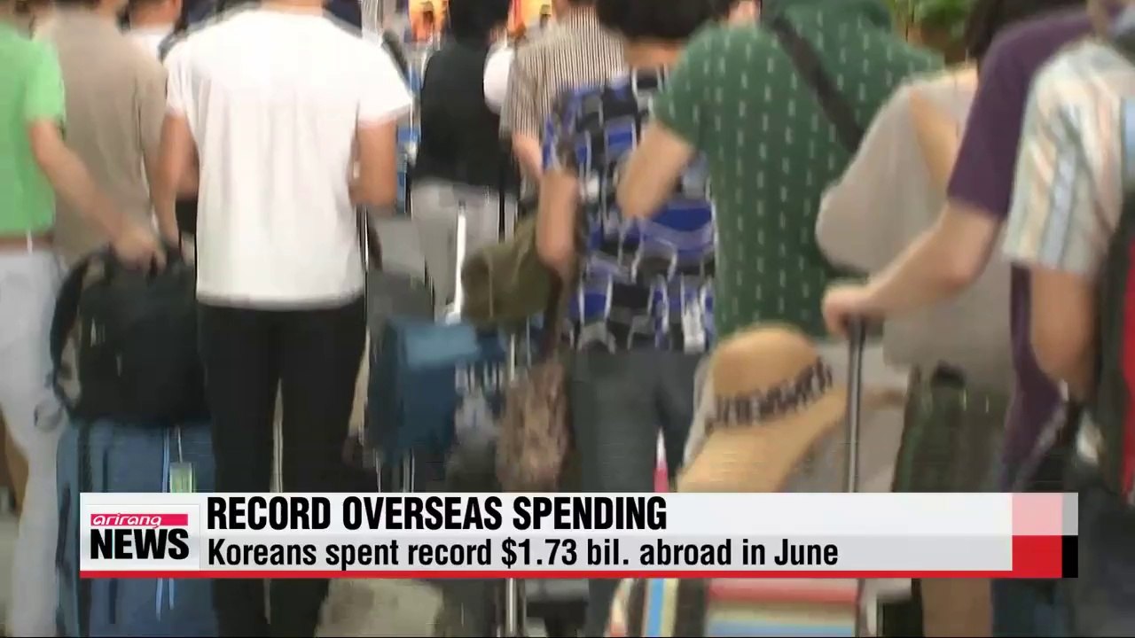 Overseas travel spending hits new high despite domestic economic slump