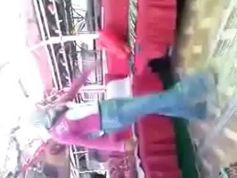 احلى رقص واجمل تقسيم ف مركب 2013