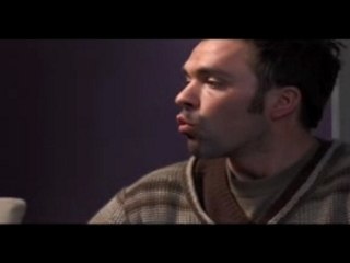 UN PETIT MONDE "Le Tatouage" (extrait)