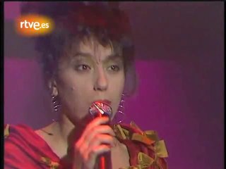 Luz Casal - A Cada Paso