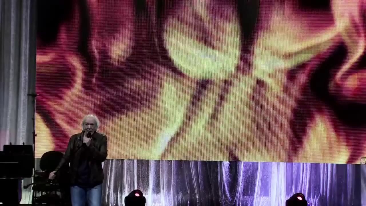 Quero Que Vá Tudo Pro Inferno (DVD 50 anos de estrada - ao vivo no Theatro Municipal)