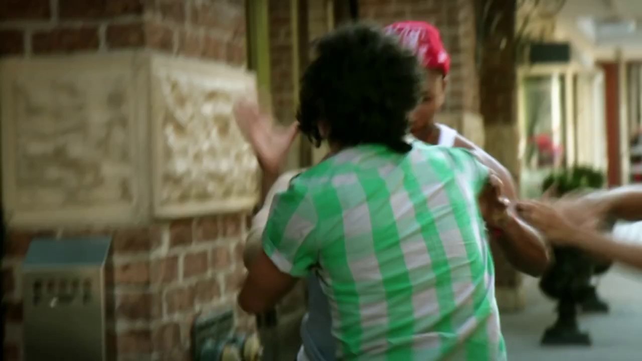 Elliot Loves (Trailer) Vídeo Dailymotion