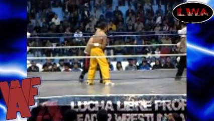 LWA Alta Tensión Tag Team Match- Banzai vs Nueva Sangre (Brandon y Luigge) (2014-07-28)