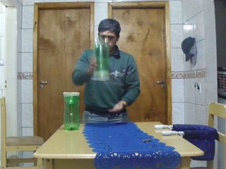 Prova da bolinha na garrafa