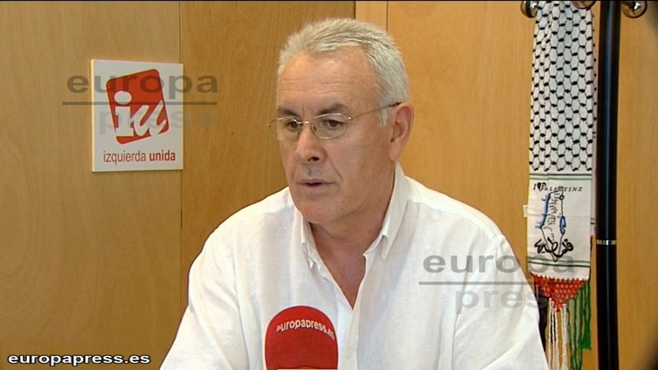 Cayo Lara:"Rajoy y Mas son dos antisitemas"