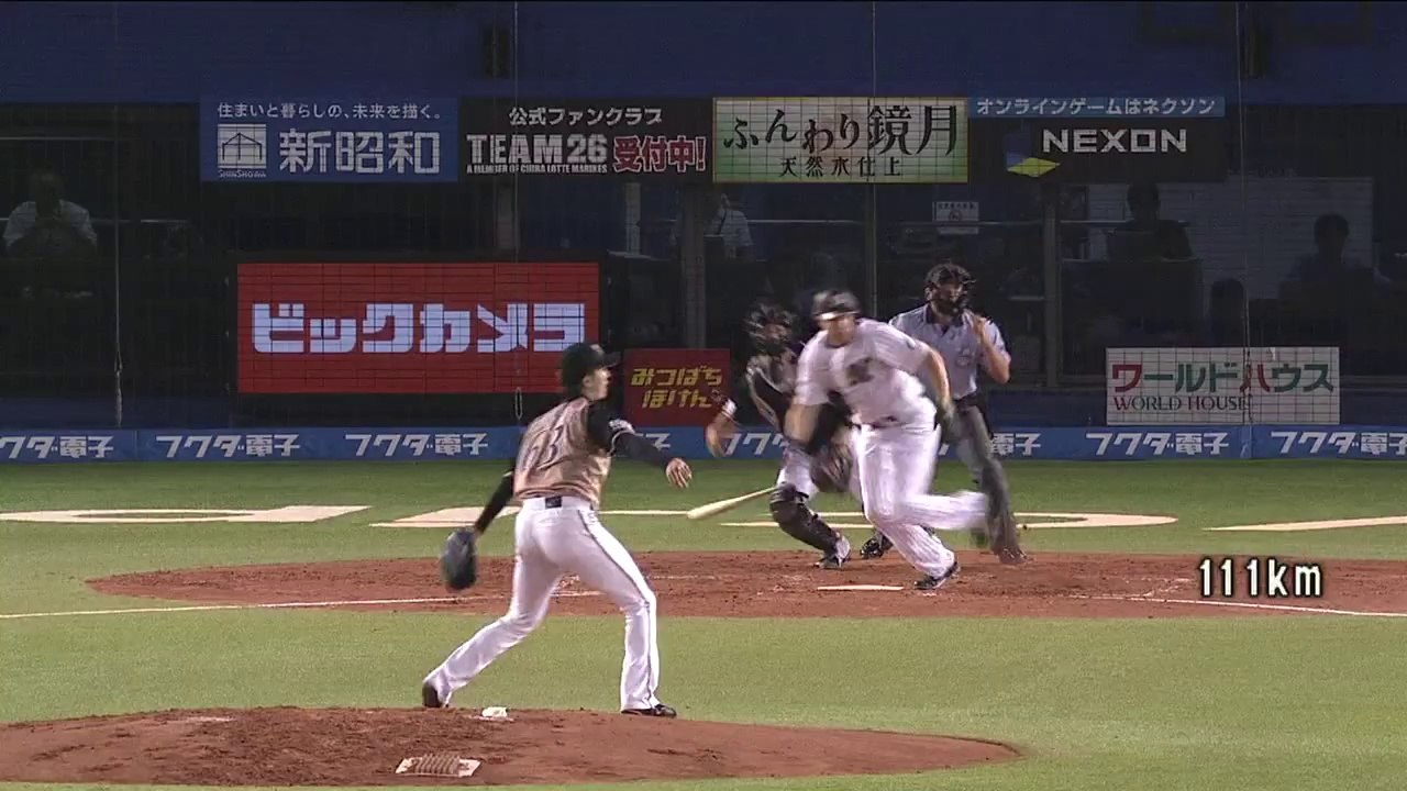 【プロ野球パ】難しい打球も小谷野が軽快に好守備！鵜久森もフォローで好連携  2014 07 30 M-F