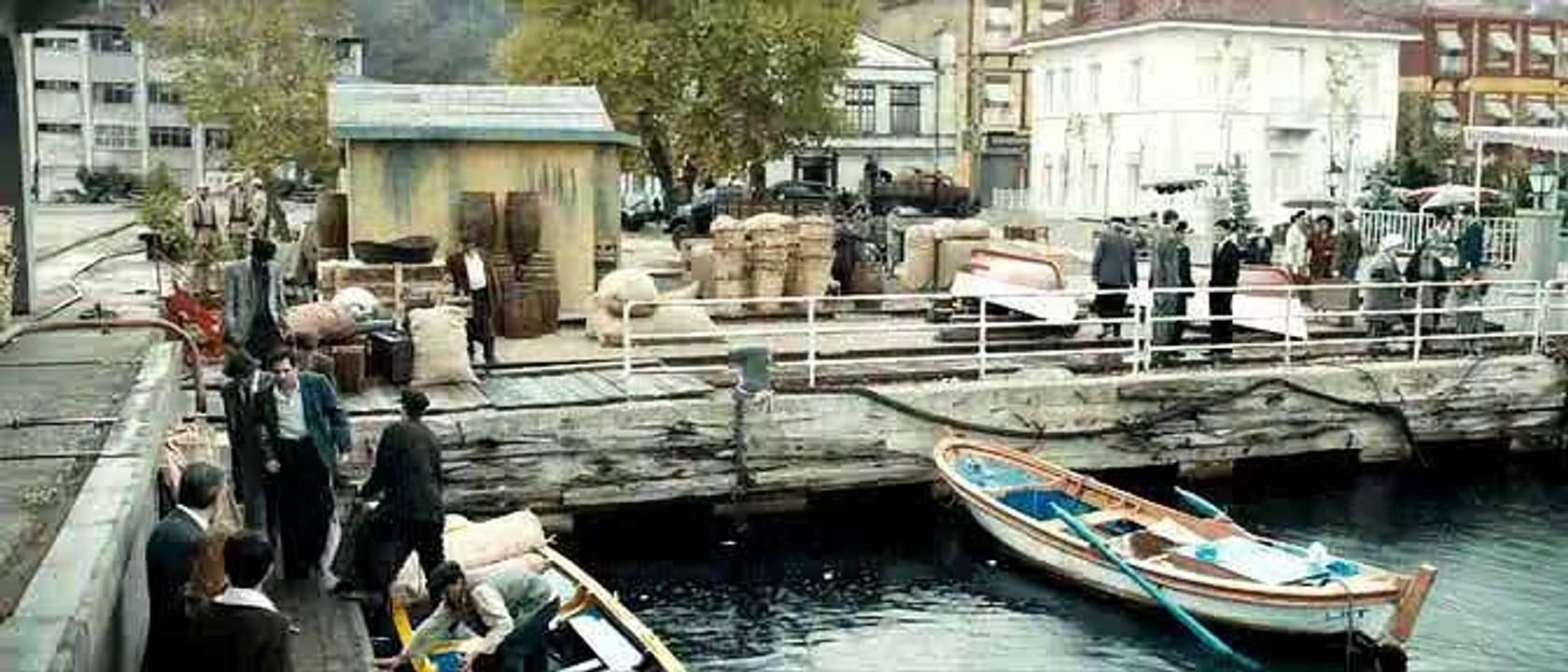 acı bahanesidir şiirin