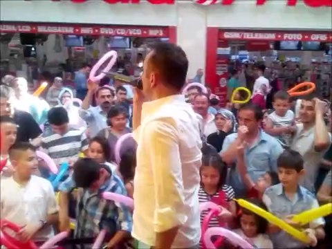 BALONLARIN EFENDİSİ OPTİMUM AVM BALON KATLAMA SANATI