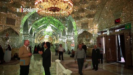 Más allá de la imagen - La vestimenta de las mujeres en Irán