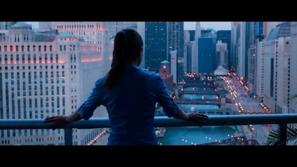 Bande-annonce : Jupiter : Le Destin de L'Univers - VO (6)