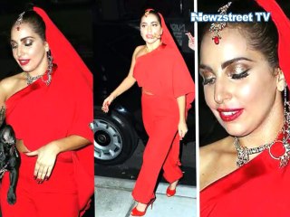Lady Gaga’s full Indian swing