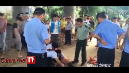 İntihar girişiminde bulunan kadına tuhaf ilk yardım