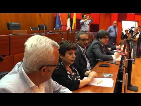 Napoli - Confronto su città metropolitana (30.07.14)