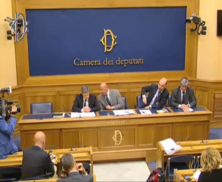 Roma - Comunicazioni del Presidente - Conferenza stampa di Fabio Rampelli (30.07.14)